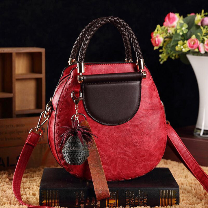 Naelle | Sleek Leather Crossbody Bag